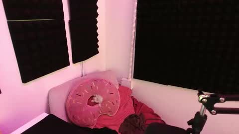 lauren online show from September 16, 2025, 7:31 am