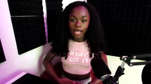 lauren online show from November 13, 2025, 6:40 pm