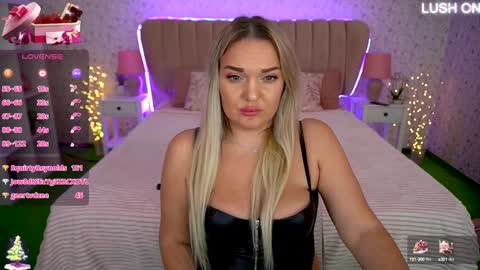 Snapshot of missyymartinezz chatting on January 23, 2025, 11:04 am Amely online show from January 23, 2025, 11:04 am