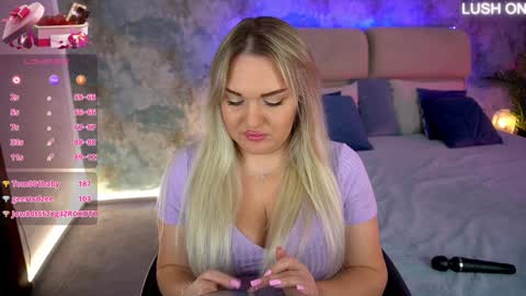 Snapshot of missyymartinezz chatting on January 24, 2025, 11:37 am Amely online show from January 24, 2025, 11:37 am