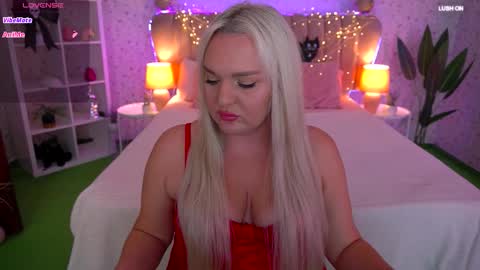 Snapshot of missyymarty chatting on October 31, 2025, 3:46 pm missyymarty online show from October 31, 2025, 3:46 pm