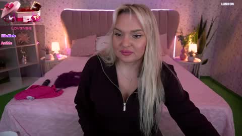 missyymarty online show from April 3, 2026, 2:37 pm