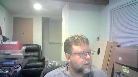 Mr. Happy online show from April 21, 2026, 5:14 am