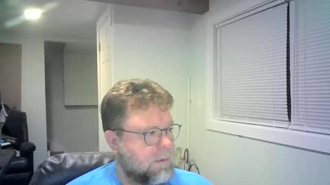 Snapshot of mister_happy567 chatting on June 6, 2026, 7:24 am Mr. Happy online show from June 6, 2026, 7:24 am