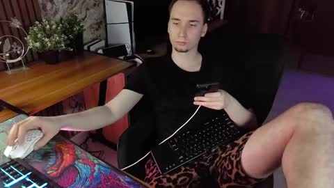 Snapshot of mister_misteryx chatting on May 16, 2026, 7:56 pm Misteryx online show from May 16, 2026, 7:56 pm