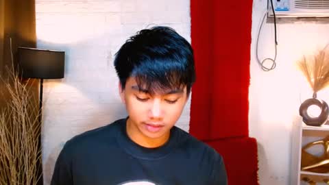 Snapshot of mister_officer chatting on December 6, 2024, 8:26 am SAINT SACHI  will make your day  online show from December 6, 2024, 8:26 am