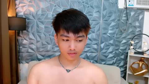 Snapshot of mister_officer chatting on February 20, 2025, 2:29 am SAINT SACHI  will make your day  online show from February 20, 2025, 2:29 am