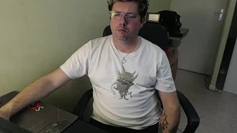 mistercoeur online show from January 17, 2025, 4:47 pm