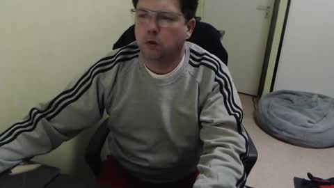 mistercoeur online show from March 1, 2025, 8:42 pm