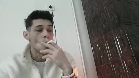 Snapshot of misteriosoxragazzo chatting on January 11, 2026, 7:57 am MisteriosoXragazzoX online show from January 11, 2026, 7:57 am