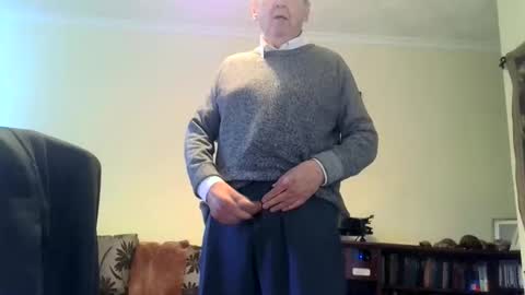 mistersilver66 online show from October 7, 2025, 1:41 pm