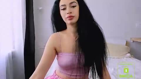 mistic_fox online show from June 18, 2026, 9:14 am