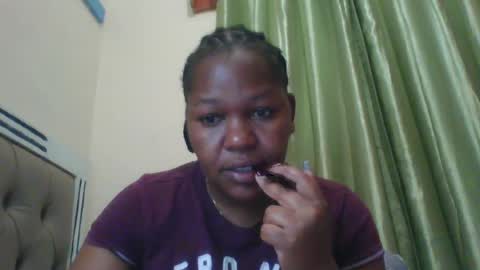 misticmoment online show from June 17, 2026, 7:59 pm