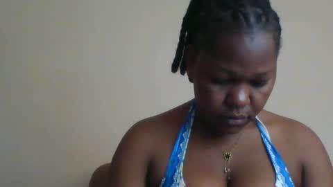 misticmoment online show from June 18, 2026, 8:03 am