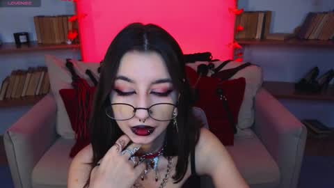 Marcelline online show from October 8, 2025, 9:29 am