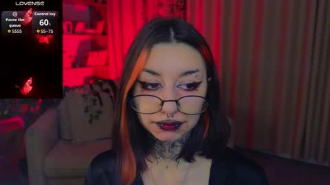 Marcelline online show from March 30, 2026, 1:39 am