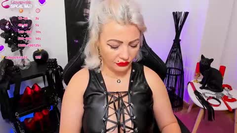 Miss CatSnow online show from January 23, 2025, 1:24 pm