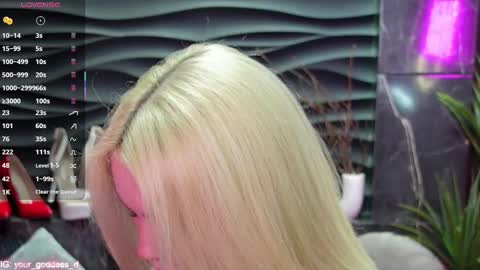 Darsy online show from March 3, 2025, 1:53 pm