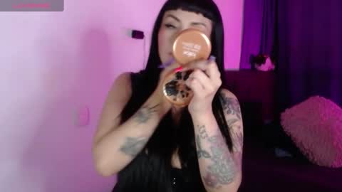       online show from January 29, 2025, 8:08 am