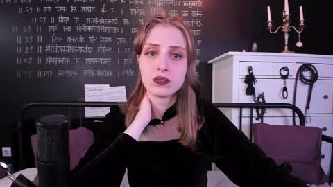 Mistress Marlene online show from December 28, 2024, 1:17 pm