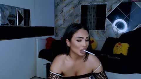 mistress_meryem online show from October 14, 2025, 12:11 am