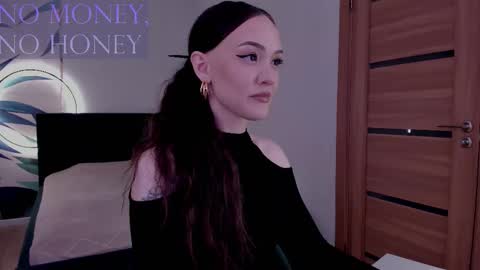 Mistress Mia online show from December 20, 2025, 9:05 am