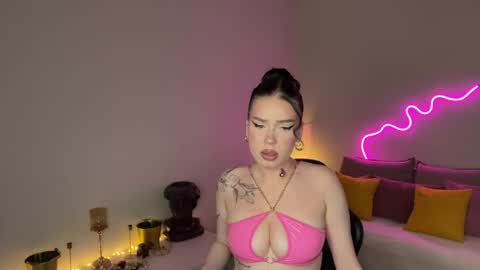 Snapshot of mistress_of_hearts chatting on May 24, 2026, 7:30 pm Mia online show from May 24, 2026, 7:30 pm
