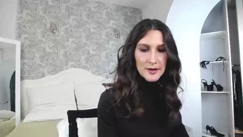 Snapshot of mistress_pamela_ chatting on November 29, 2025, 10:18 am Mistress Pamela online show from November 29, 2025, 10:18 am