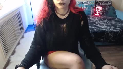 Snapshot of mistressbailey_x chatting on January 18, 2025, 11:32 am Miss Bailey online show from January 18, 2025, 11:32 am