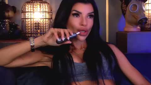 Snapshot of mistresselenia chatting on June 24, 2026, 11:31 am Elenia online show from June 24, 2026, 11:31 am
