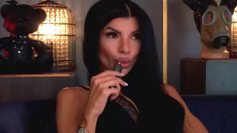 Snapshot of mistresselenia chatting on July 22, 2026, 12:08 pm Elenia online show from July 22, 2026, 12:08 pm
