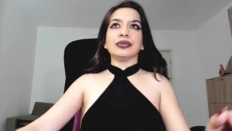 YourGoddessM online show from December 5, 2024, 11:38 am