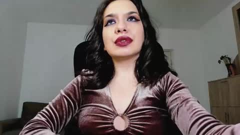 YourGoddessM online show from February 8, 2025, 7:26 am