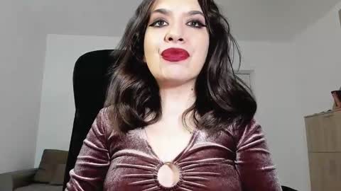 YourGoddessM online show from February 27, 2025, 11:41 am