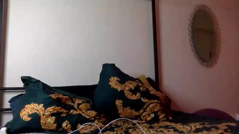 Snapshot of mistressmystii chatting on May 21, 2026, 6:20 am Mistress Mystii online show from May 21, 2026, 6:20 am