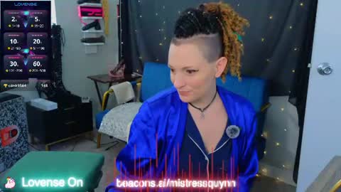 Snapshot of mistressquynnxo chatting on June 19, 2026, 4:22 pm Mistress Quynn online show from June 19, 2026, 4:22 pm