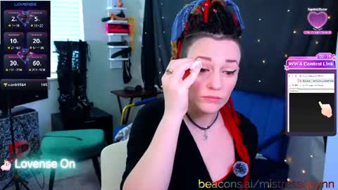 Snapshot of mistressquynnxo chatting on July 1, 2026, 5:45 pm Mistress Quynn online show from July 1, 2026, 5:45 pm