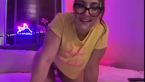 Miss X online show from September 27, 2025, 3:17 pm