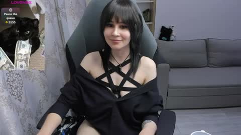 Snapshot of misty_dark chatting on May 5, 2026, 10:34 am misty_dark online show from May 5, 2026, 10:34 am