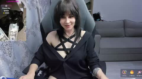 Snapshot of misty_dark chatting on June 3, 2026, 8:36 pm misty_dark online show from June 3, 2026, 8:36 pm