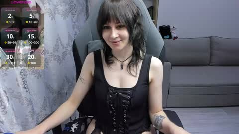 Snapshot of misty_dark chatting on June 5, 2026, 8:47 pm misty_dark online show from June 5, 2026, 8:47 pm