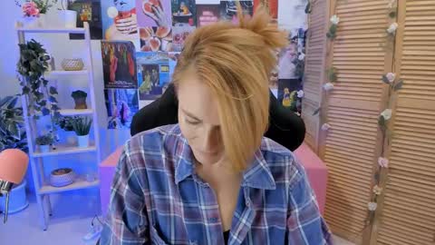 MistyBarnes NONUDE MODEL online show from March 2, 2025, 9:21 am