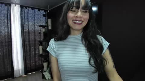 Emma  online show from May 20, 2026, 4:02 pm