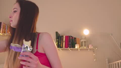 Mita online show from January 2, 2025, 7:44 am