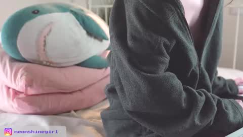 Mita online show from October 23, 2025, 8:46 am