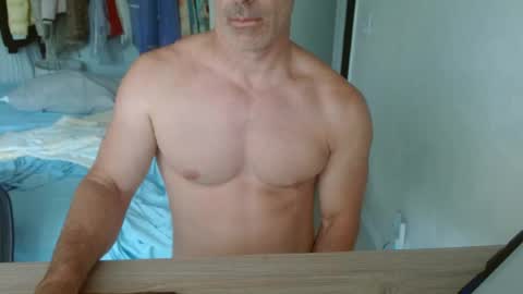 Snapshot of mitcheli chatting on July 20, 2026, 6:10 pm Onlyfans online show from July 20, 2026, 6:10 pm
