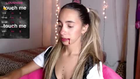 mitchwilson1 online show from November 1, 2025, 1:40 am