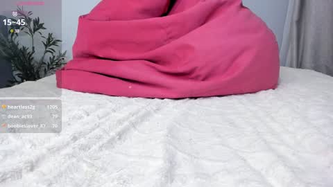   MIa   online show from December 9, 2024, 6:35 pm