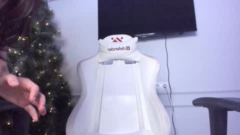   MIa   online show from January 14, 2025, 2:53 pm