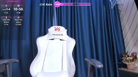   MIa   online show from November 4, 2025, 3:22 pm